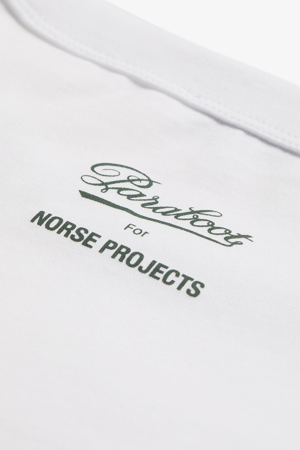 T-shirt - Un t-shirt à la coupe classique en jersey de coton biologique de poids moyen - Un t-shirt à la coupe classique en jersey de coton biologique de poids moye…