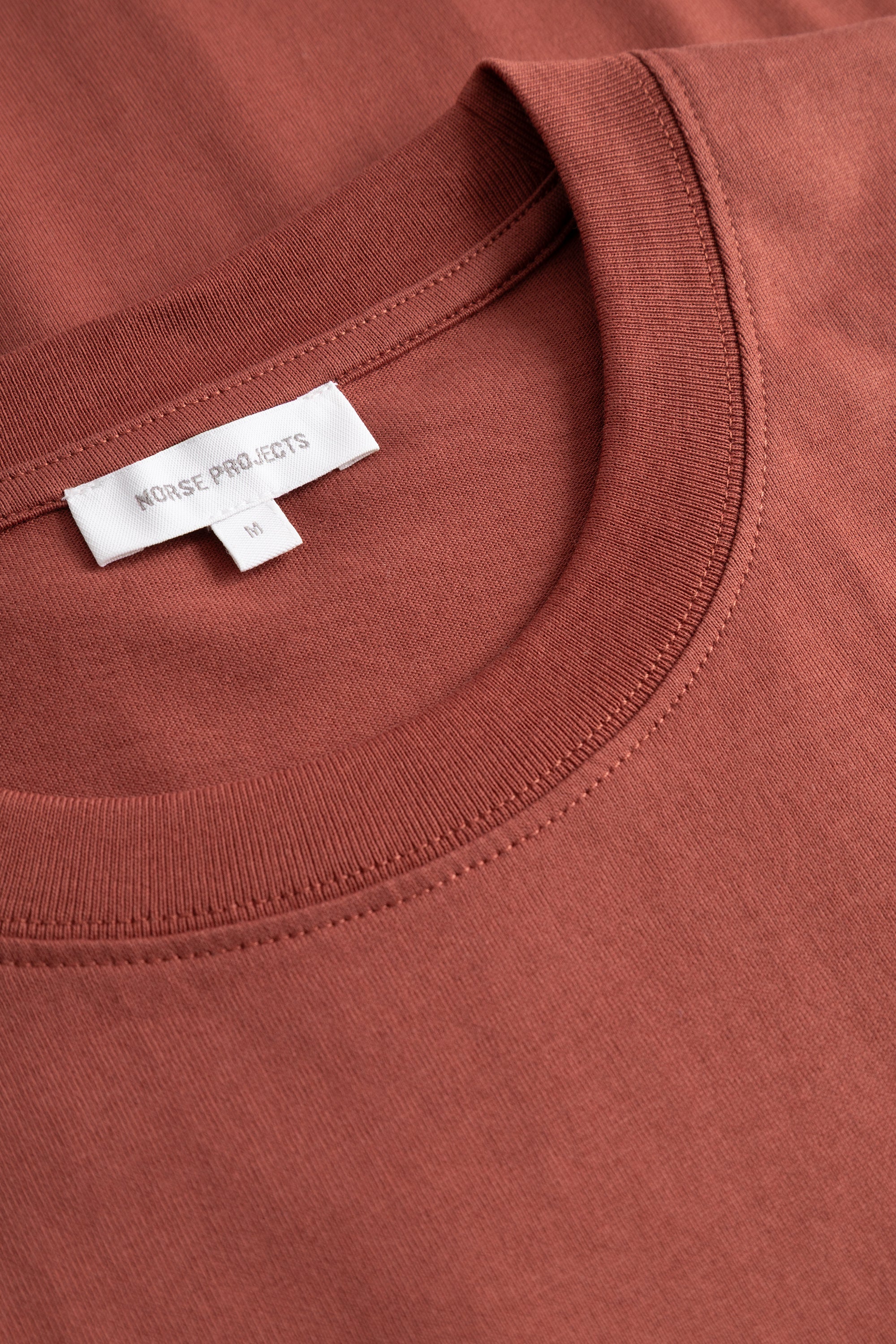 T-shirt - Le T-shirt est fabriqué en coton biologique de poids moyen, offrant une coupe régulière - Le T-shirt est fabriqué en coton biologique de poids moyen, offrant… #3