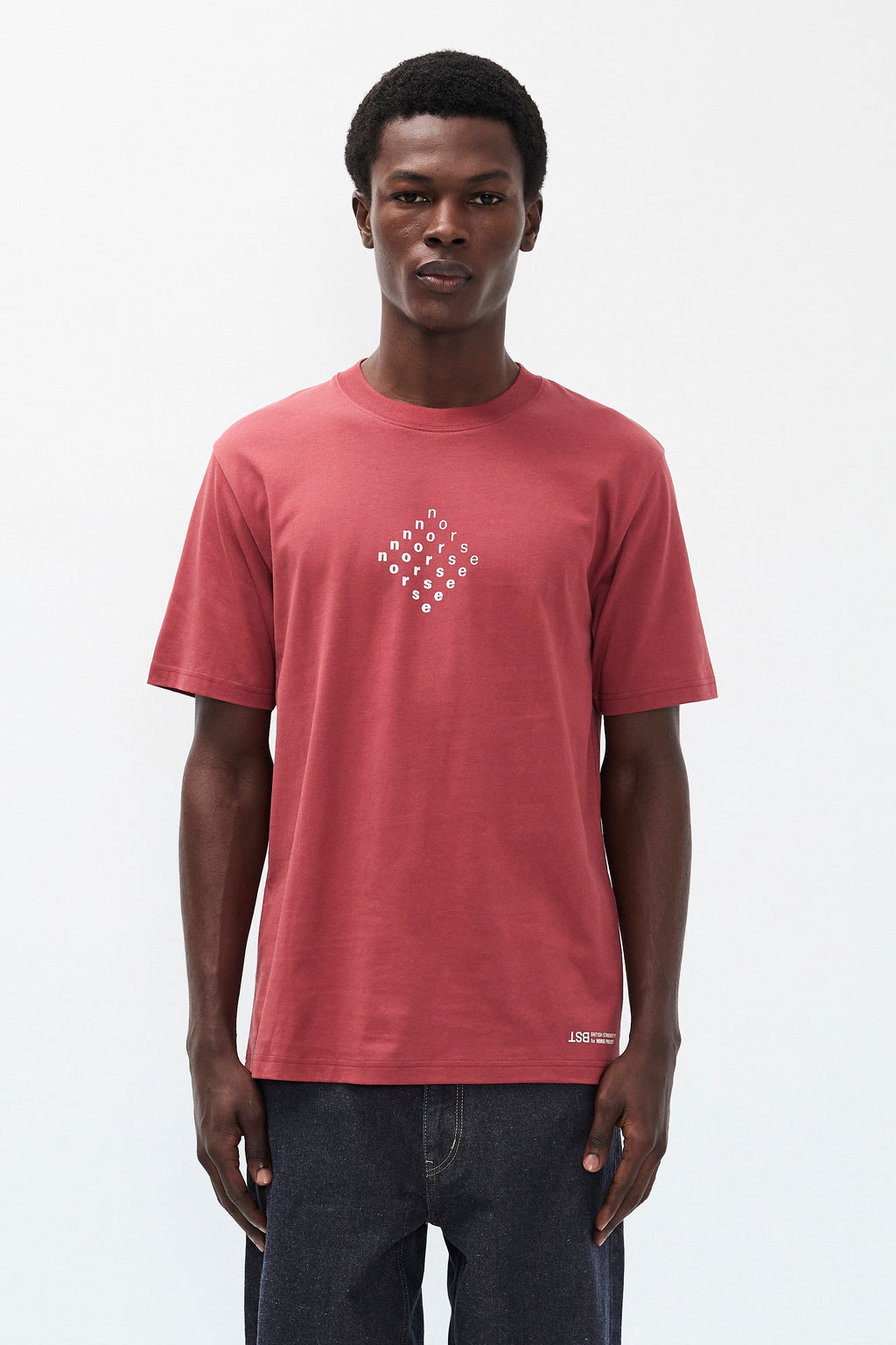 T-shirt imprimé Diamond - Un t-shirt de coupe classique en jersey de coton biologique de poids moyen - Un t-shirt de coupe classique en jersey de coton biologique de poids moyen…