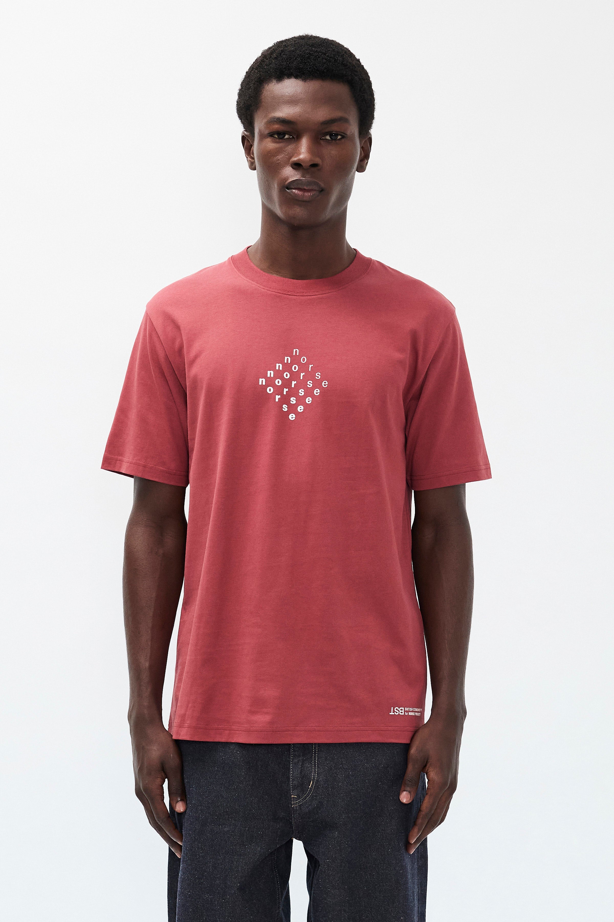 T-shirt imprimé Diamond - Un t-shirt de coupe classique en jersey de coton biologique de poids moyen - Un t-shirt de coupe classique en jersey de coton biologique de poids moyen…