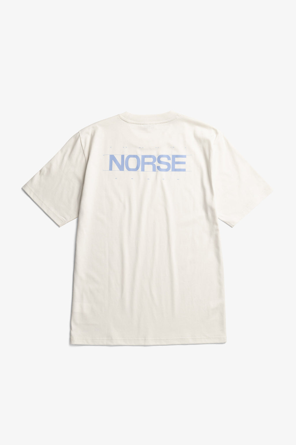 T-shirt imprimé au dos – Un t-shirt à coupe classique en jersey de coton biologique de poids moyen – Il présente un logo sérigraphié sur le devant et dans le dos, un…