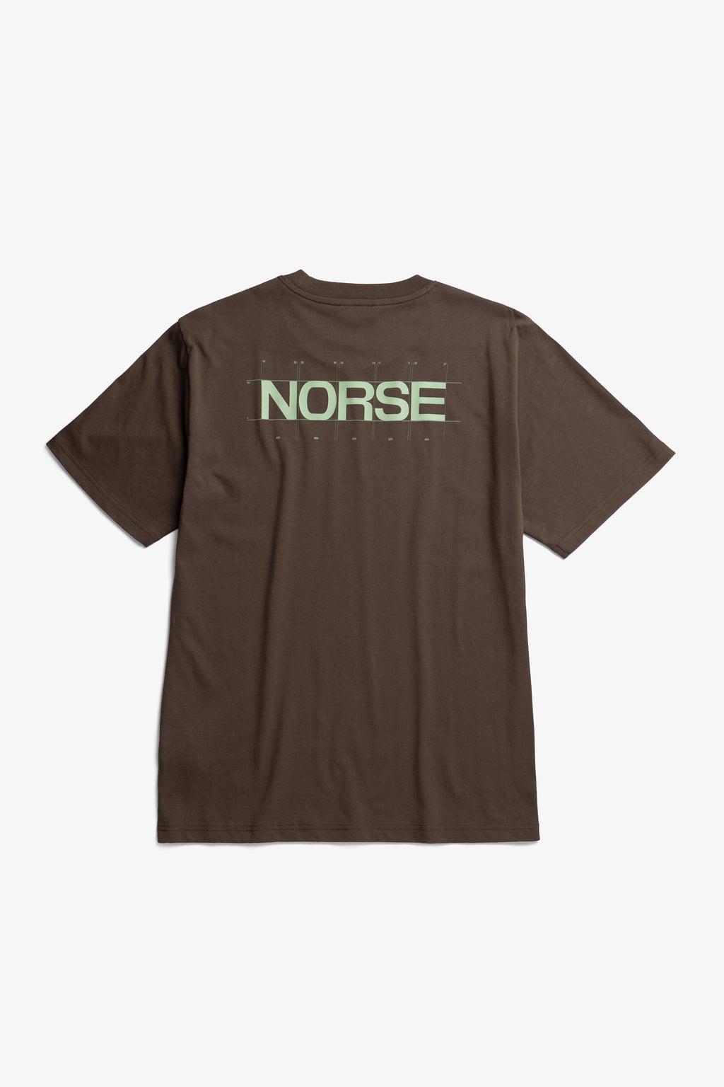 T-shirt à imprimé dorsal - Un t-shirt à coupe classique en jersey de coton biologique de poids moyen - Un t-shirt à coupe classique en jersey de coton biologique de poids moyen…