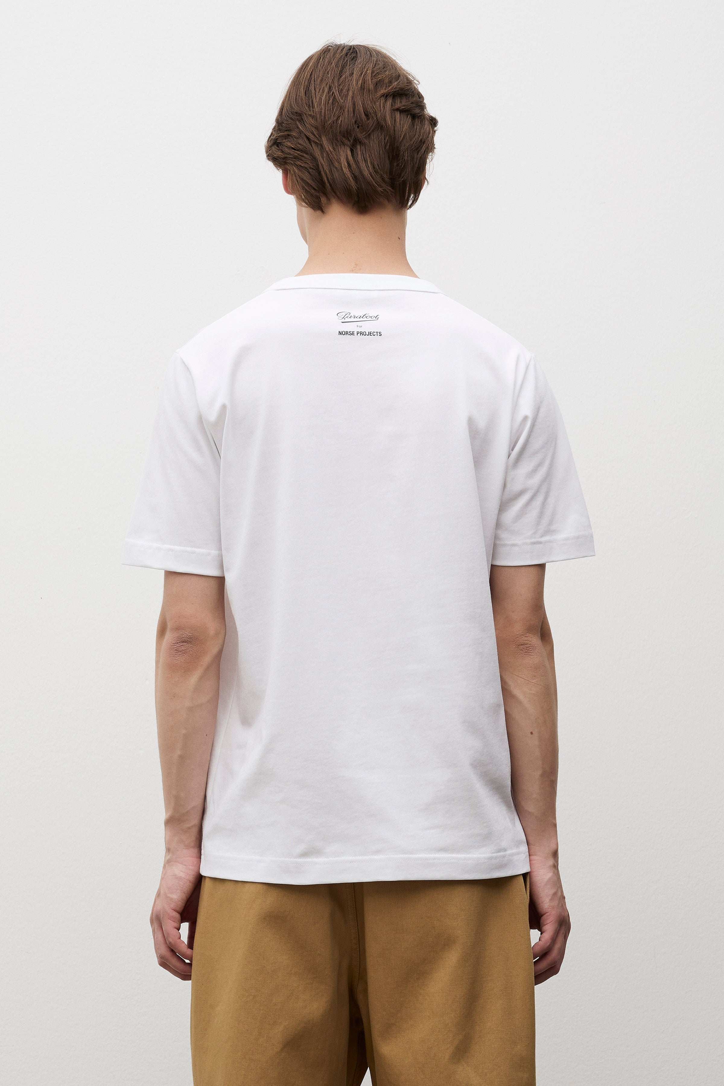 T-shirt - Un t-shirt à la coupe classique en jersey de coton biologique de poids moyen - Un t-shirt à la coupe classique en jersey de coton biologique de poids moye…