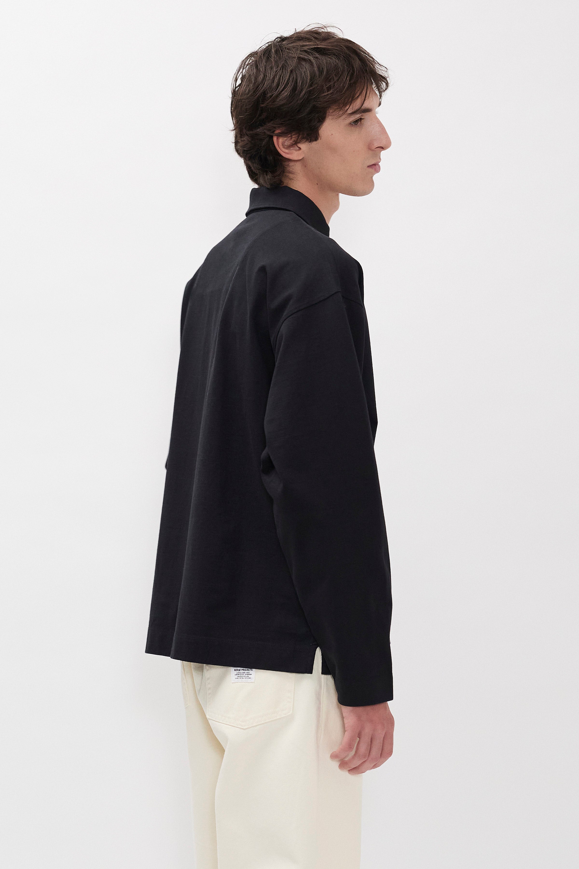 Polo manches longues en coton compact – Un polo à la coupe décontractée inspiré des polos de rugby traditionnels, confectionné dans un jersey de coton biologique lourd et compact