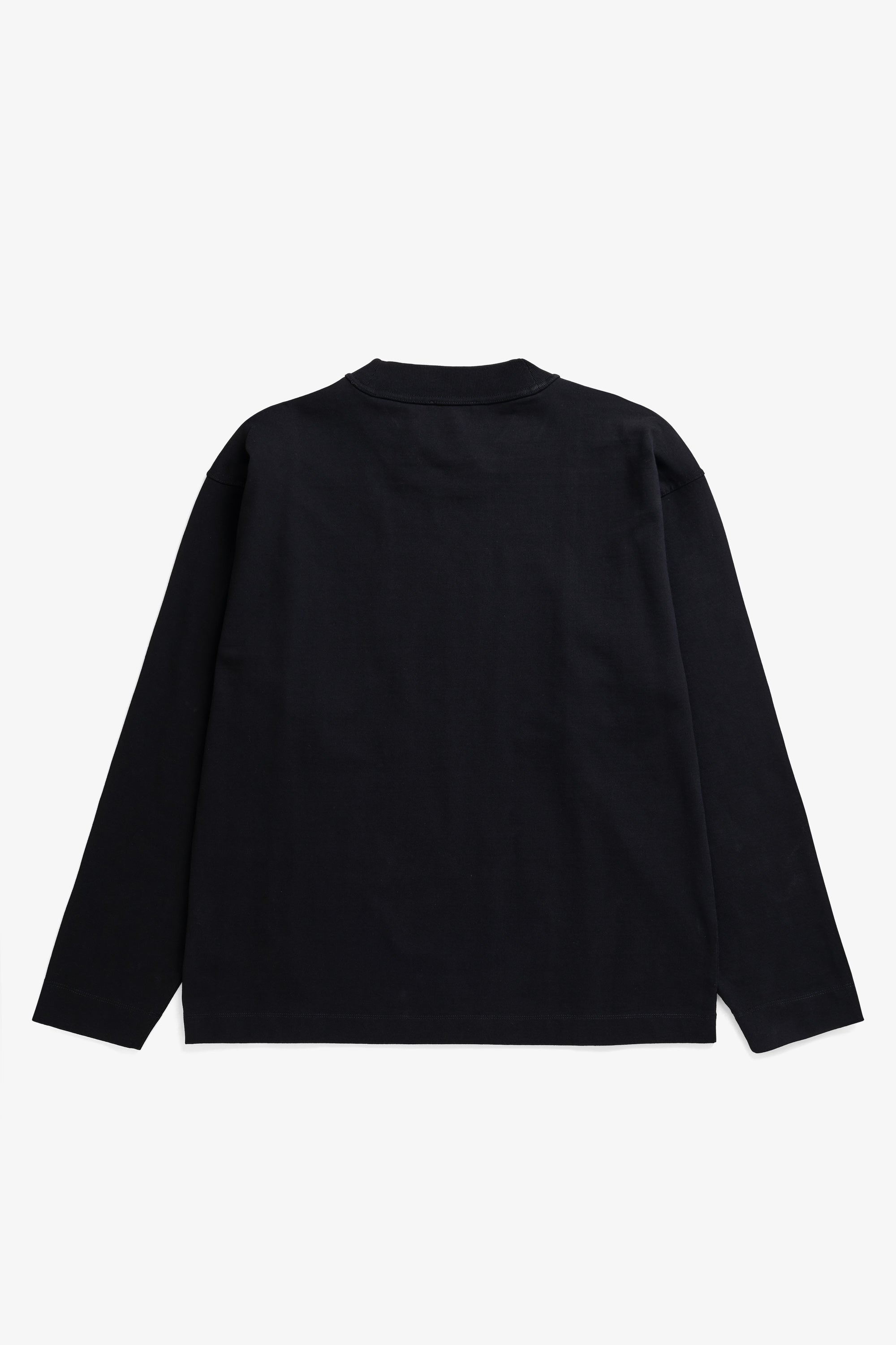 T-shirt compact coton manches longues – Un t-shirt manches longues à la coupe décontractée, confectionné dans un jersey de coton biologique lourd et compact – Il présente un col marinière côtelé…