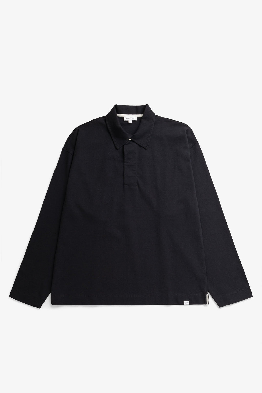 Polo manches longues en coton compact – Un polo à la coupe décontractée inspiré des polos de rugby traditionnels, confectionné dans un jersey de coton biologique lourd et compact
