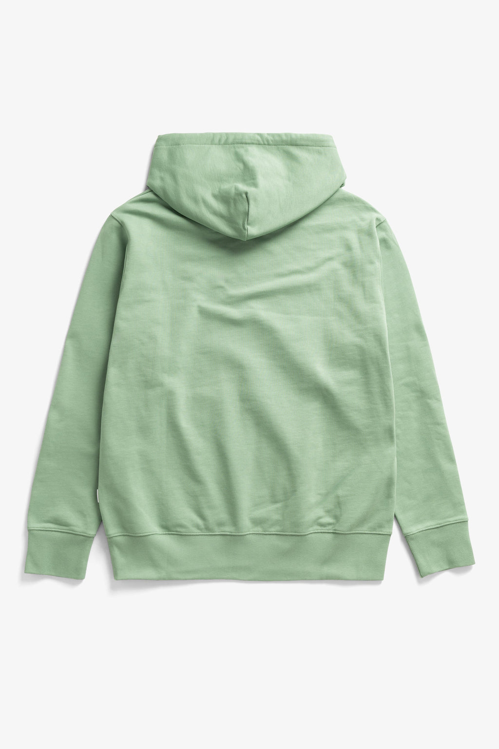 Sweat à capuche – Il est doté de manches montées, d'une capuche double épaisseur ajustable avec cordon de serrage et embouts en métal, d'une poche kangourou, de poignets et d'un ourlet côtelés et d'un marqu…