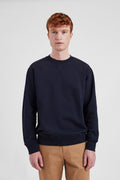 Sweatshirt - Il présente des manches montées, un gousset au centre sur le devant, un col, des poignets et un ourlet côtelés ainsi qu'une étiquette griffée à la couture latérale - Il présen… #2