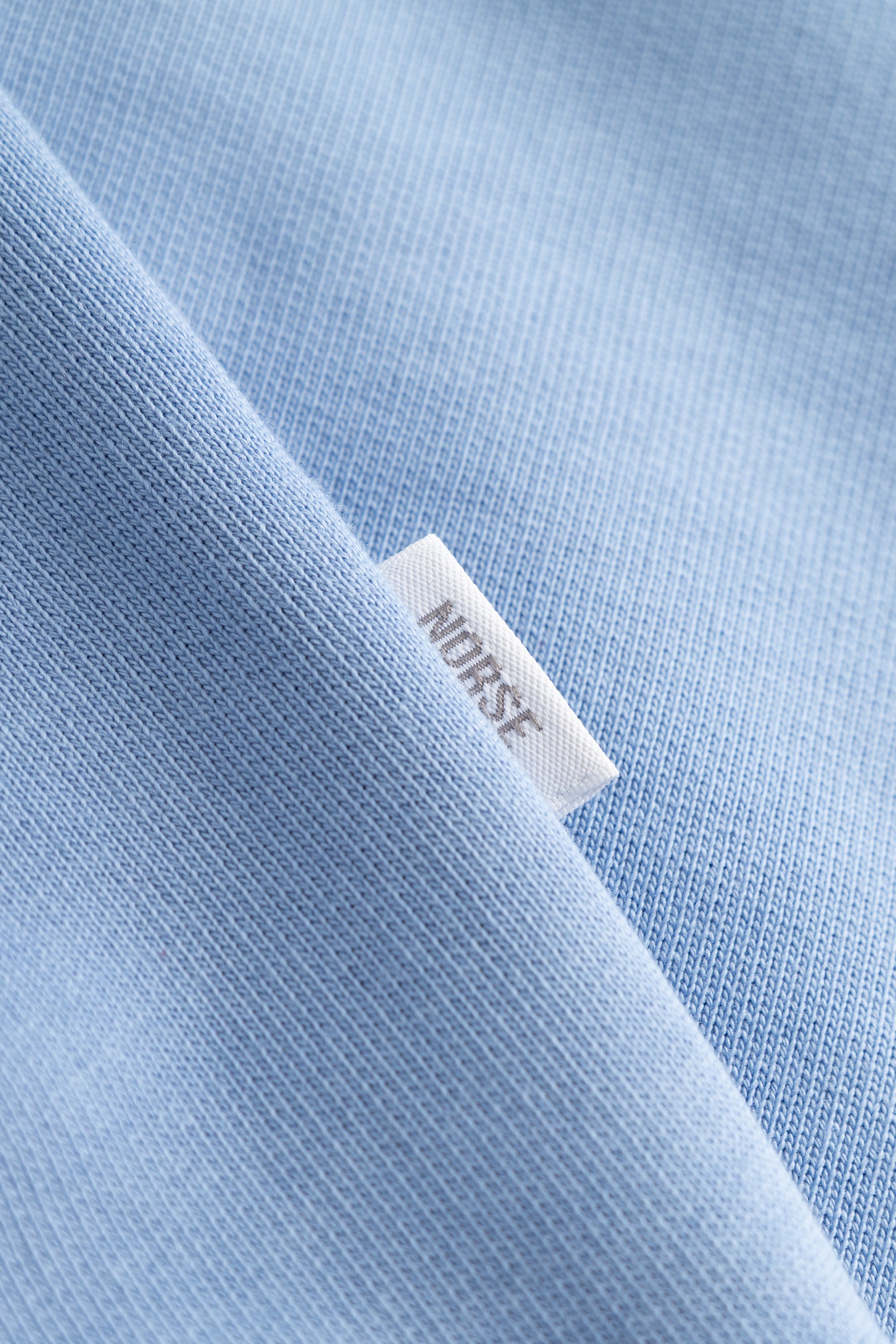 Sweatshirt - Il est doté de manches montées, d'un gousset au milieu devant, d'un col, de poignets et d'un ourlet côtelés ainsi que d'une étiquette griffée à la couture latérale - Il est do… #3