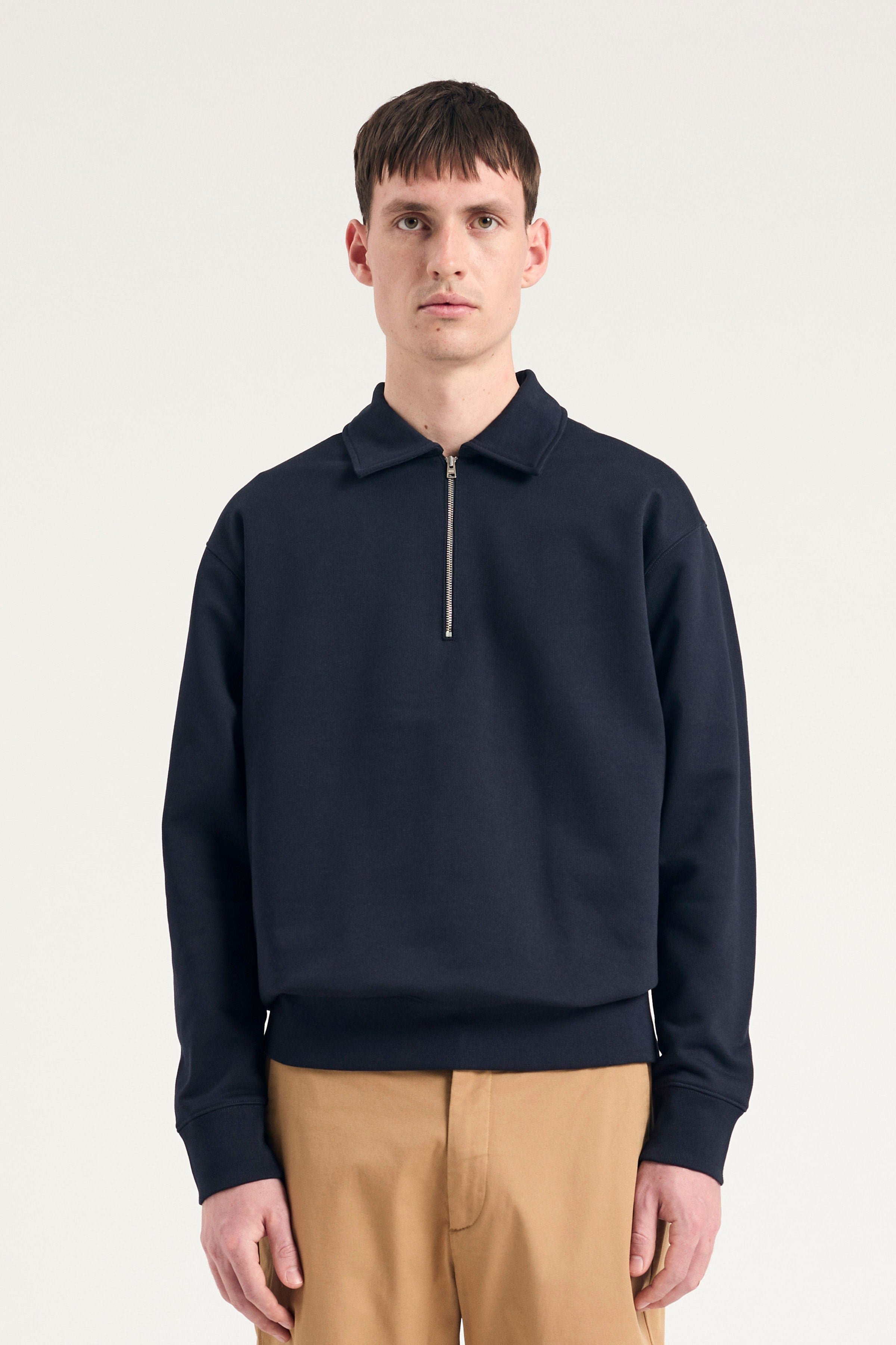Half Zip Sweatshirt - Il est doté de manches montées, d'une fermeture éclair métallique griffée, d'un col, de poignets et d'un ourlet côtelés, ainsi que d'une étiquette griffée à la couture latérale - Il est do… #2