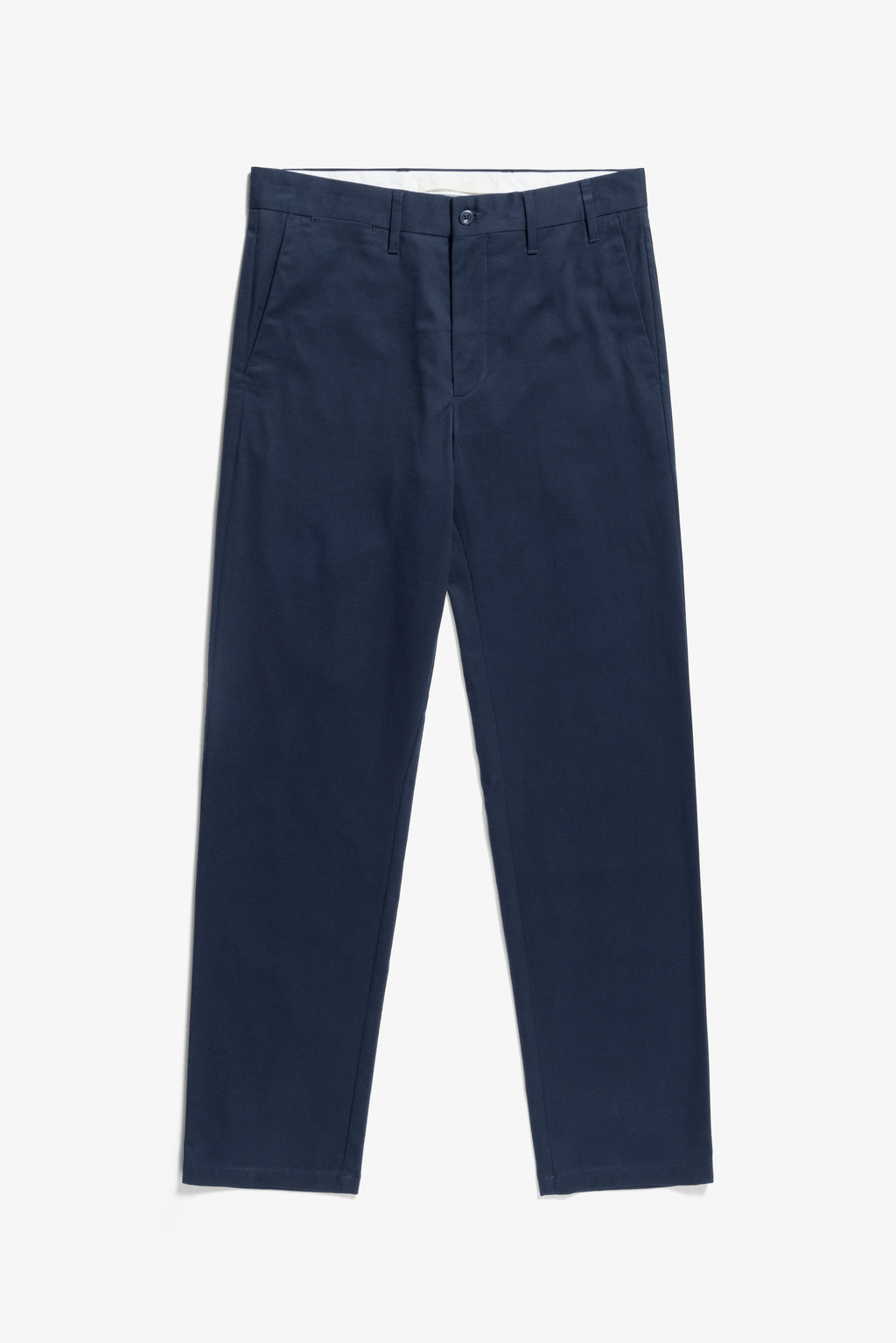 Pantalon chino Norse Standard – Il présente des détails intérieurs raffinés, des poches italiennes sur le devant, des poches passepoilées à l'arrière et une patte de boutonnage griffée à l'arrière – Il présente re… #2