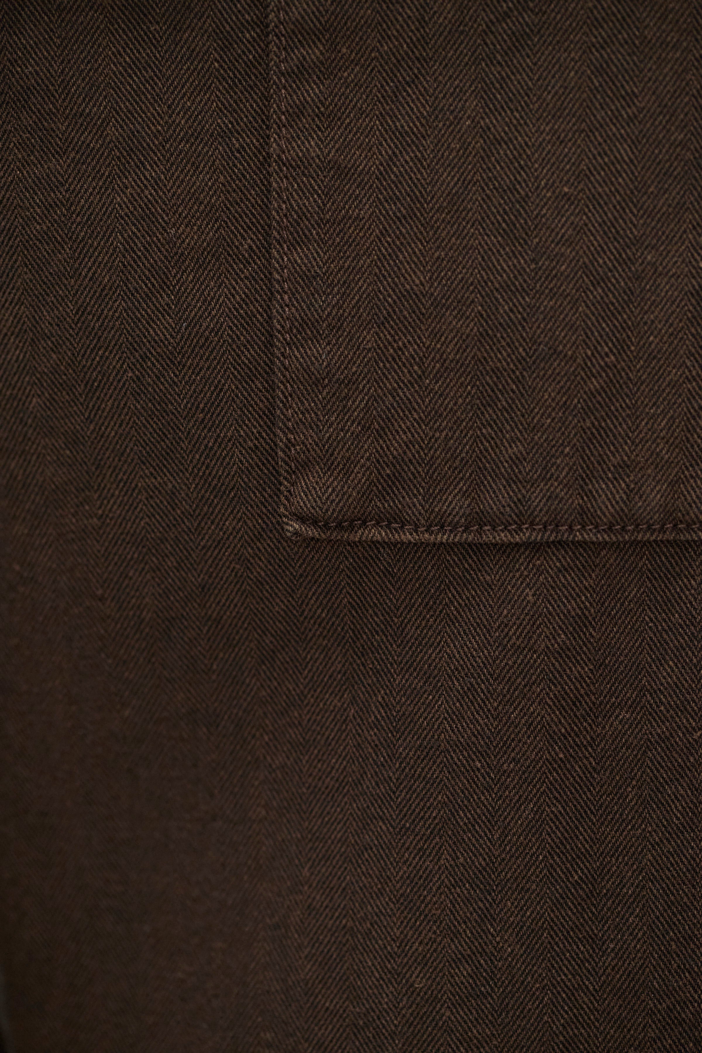Pantalon en chevron de coton et laine décontracté – Doté de poches de style treillis à l'avant et à l'arrière, d'une braguette zippée et d'une fermeture boutonnée – Doté de poches de style treillis…