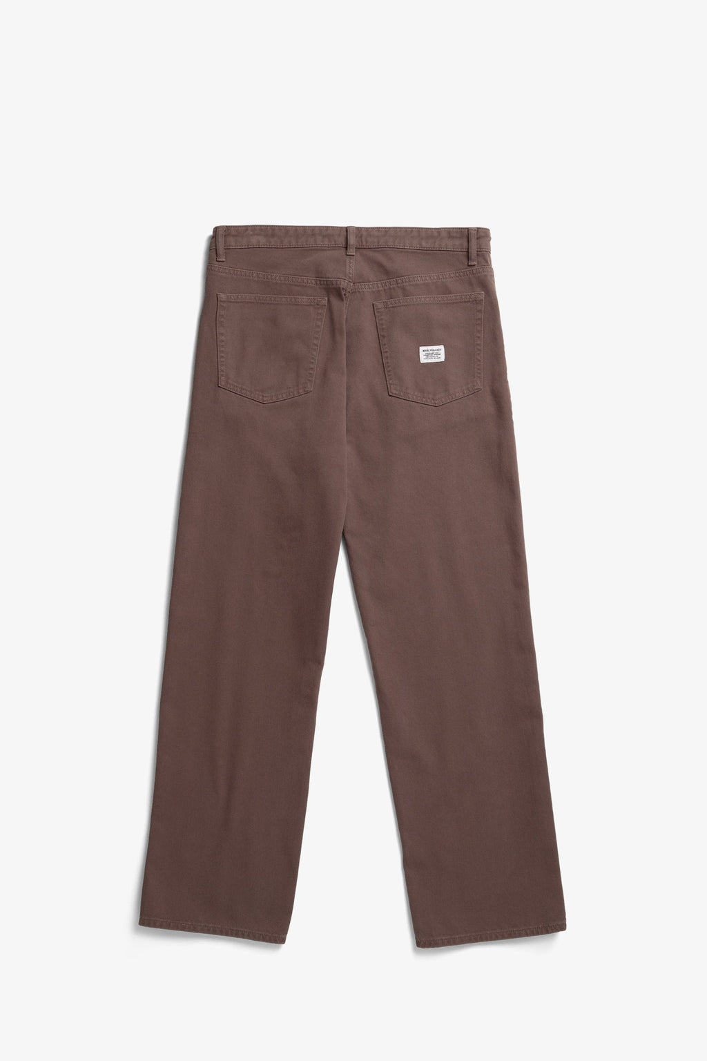 Jean Relaxed 5 Poches en Sergé Épais - Jean relaxed cinq poches en sergé épais 3x1 teint après confection - Coupe avec une taille plus haute et une jambe plus large qui se resserre l…