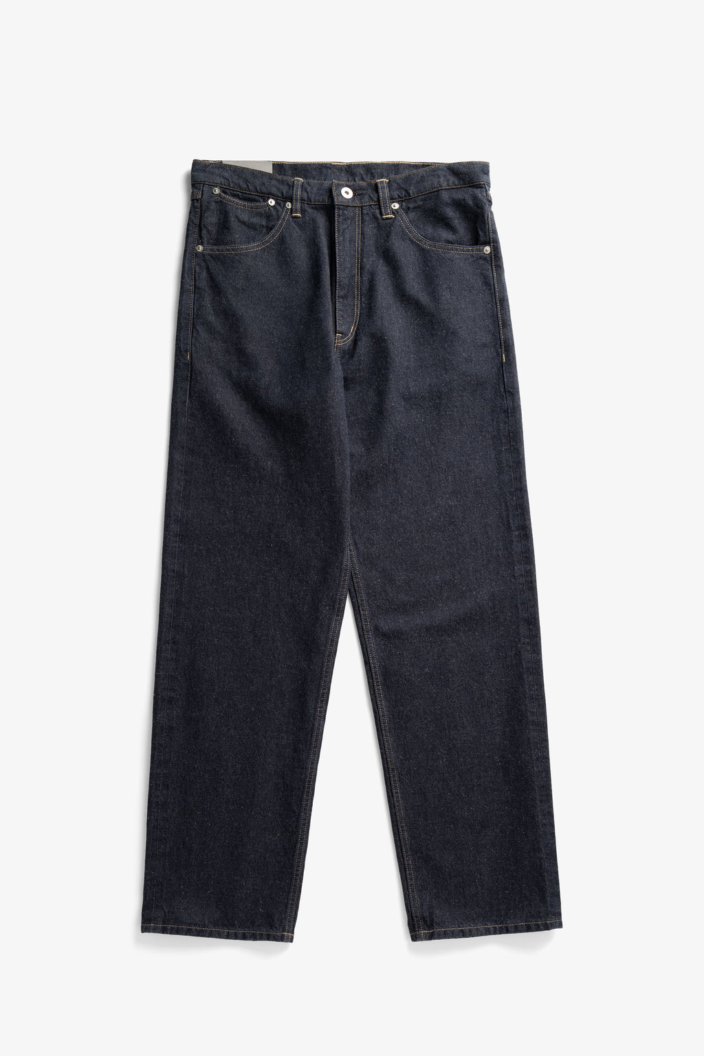 Vesterskov Broken Twill Denim – Inspiré des vêtements de travail américains des années 1950, ce pantalon à 5 poches est confectionné en denim selvedge broken-twill de coton et de lin…