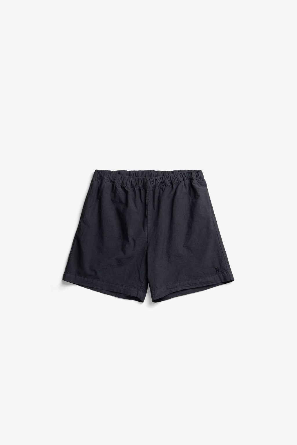 Short en coton Tencel – Ce modèle est teint en pièce et est doté de poches latérales, d'un cordon de serrage à la taille et de coutures minimales – Ce style…