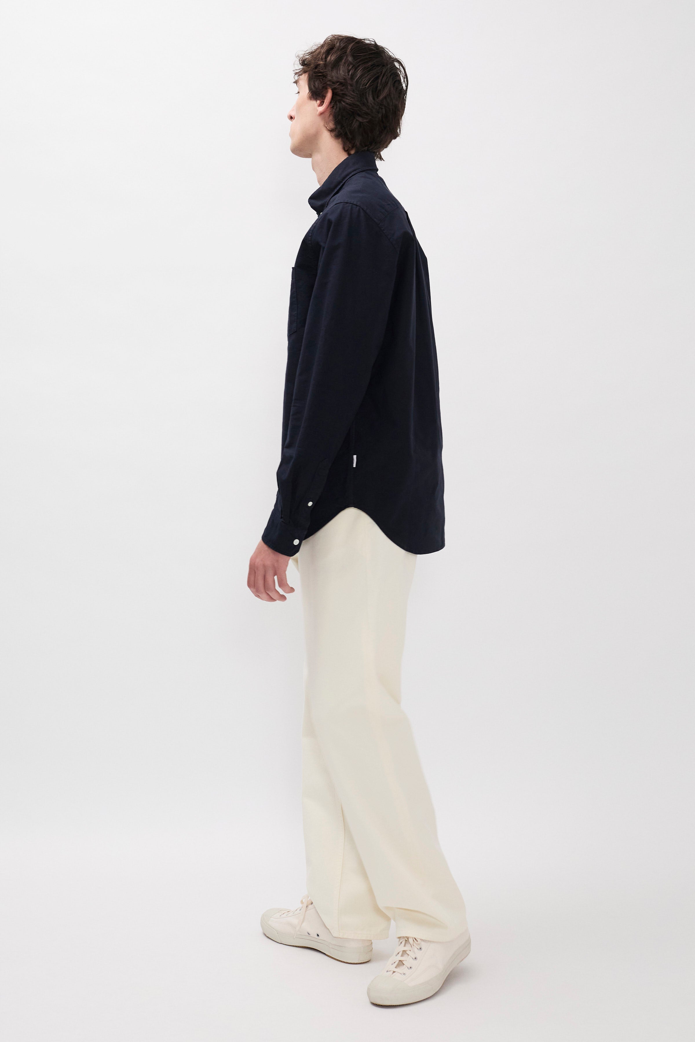 Chemise - Ce modèle est confectionné en toile de coton biologique, lavée pour un aspect authentique et usé - Ce modèle est confectionné en toile de coton biologique, lavée… #4
