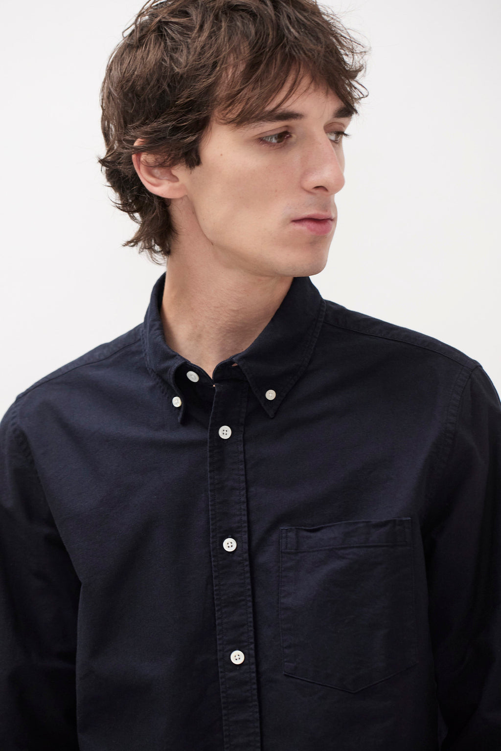 Chemise - Ce modèle est confectionné en toile de coton biologique, lavée pour un aspect authentique et usé - Ce modèle est confectionné en toile de coton biologique, lavée… #4