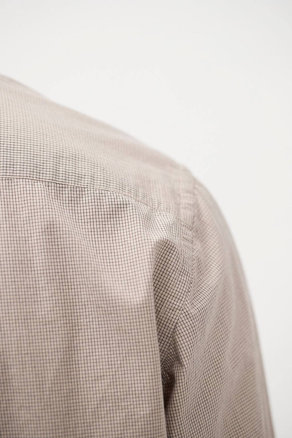 Chemise - Une chemise à la coupe classique en coton léger , lavée pour un toucher doux et décontracté - Cette chemise est dotée d'un tissu teint en fil…