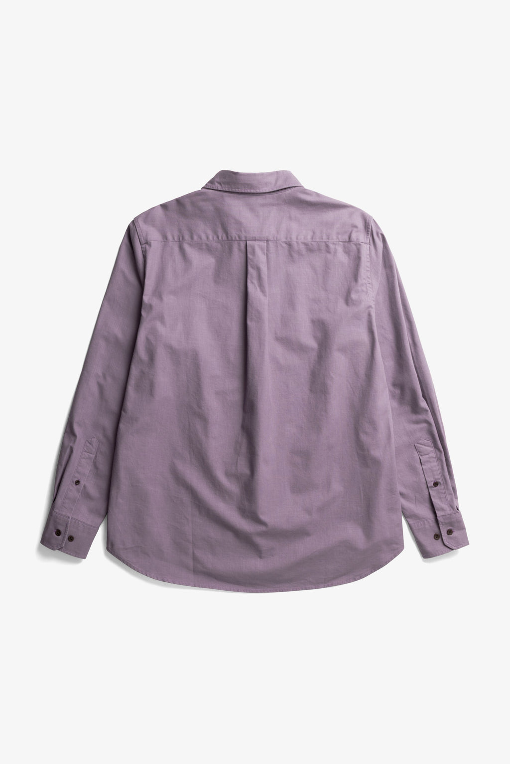 Chemise Relaxed En Coton Teint À Pigment Effet Délavé – Une chemise à la coupe classique confectionnée dans un tissu italien doublement teint à pigment qui crée une richesse et une textu…
