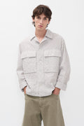 Chemise - Une chemise à la coupe décontractée, avec un col camp ouvert et des poches avant inspirées - Cette surchemise est fabriquée à partir d'un tissu texturé léger…