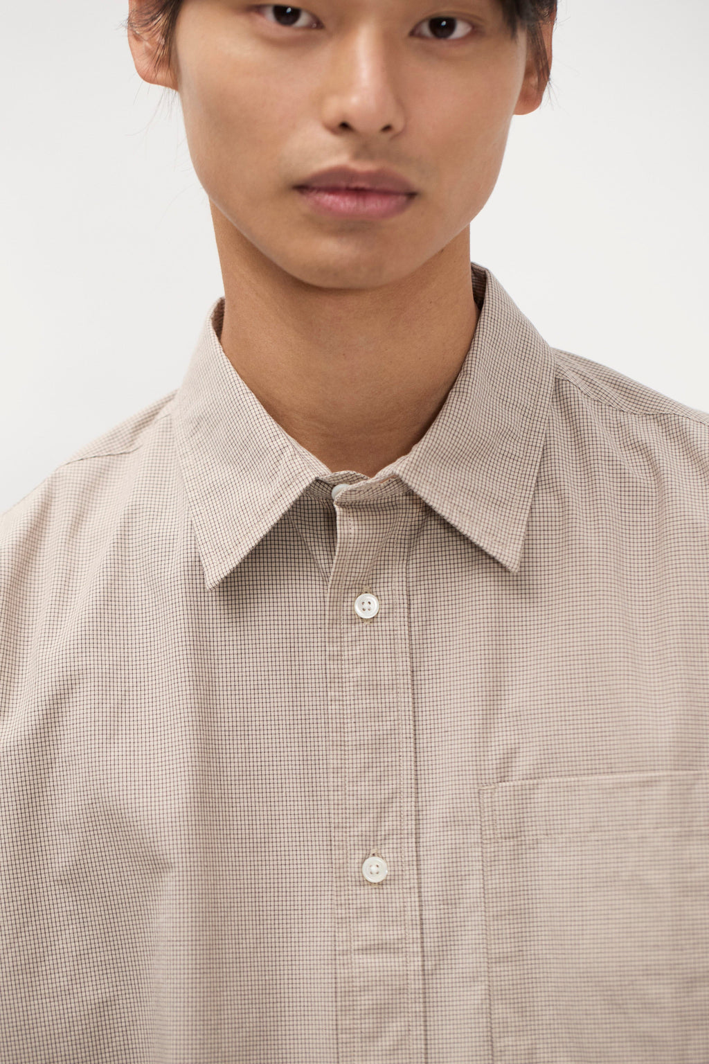 Chemise - Une chemise ample, avec un corps plus large, fabriquée en coton léger, lavée pour un toucher doux et décontracté - Cette chemi…