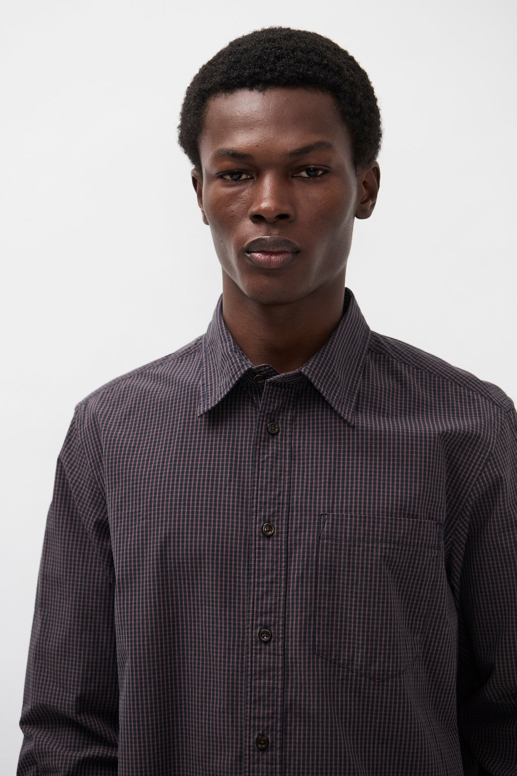 Chemise - Une chemise à la coupe régulière, confectionnée en coton léger, lavée pour un toucher doux et décontracté - Une chemise à la coupe régulière constr...