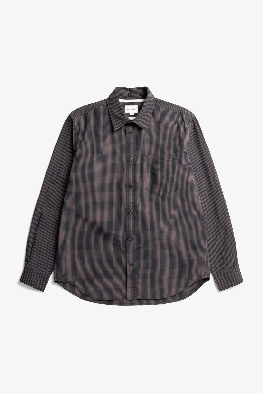 Chemise - Une chemise à la coupe régulière, confectionnée en coton léger, lavée pour un toucher doux et décontracté - Une chemise à la coupe régulière constr...