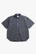 Chemise - Une chemise ajustée, avec un corps plus ample, confectionnée en popeline de coton légère, lavée pour un toucher doux et décontracté - Cette chemise pr…