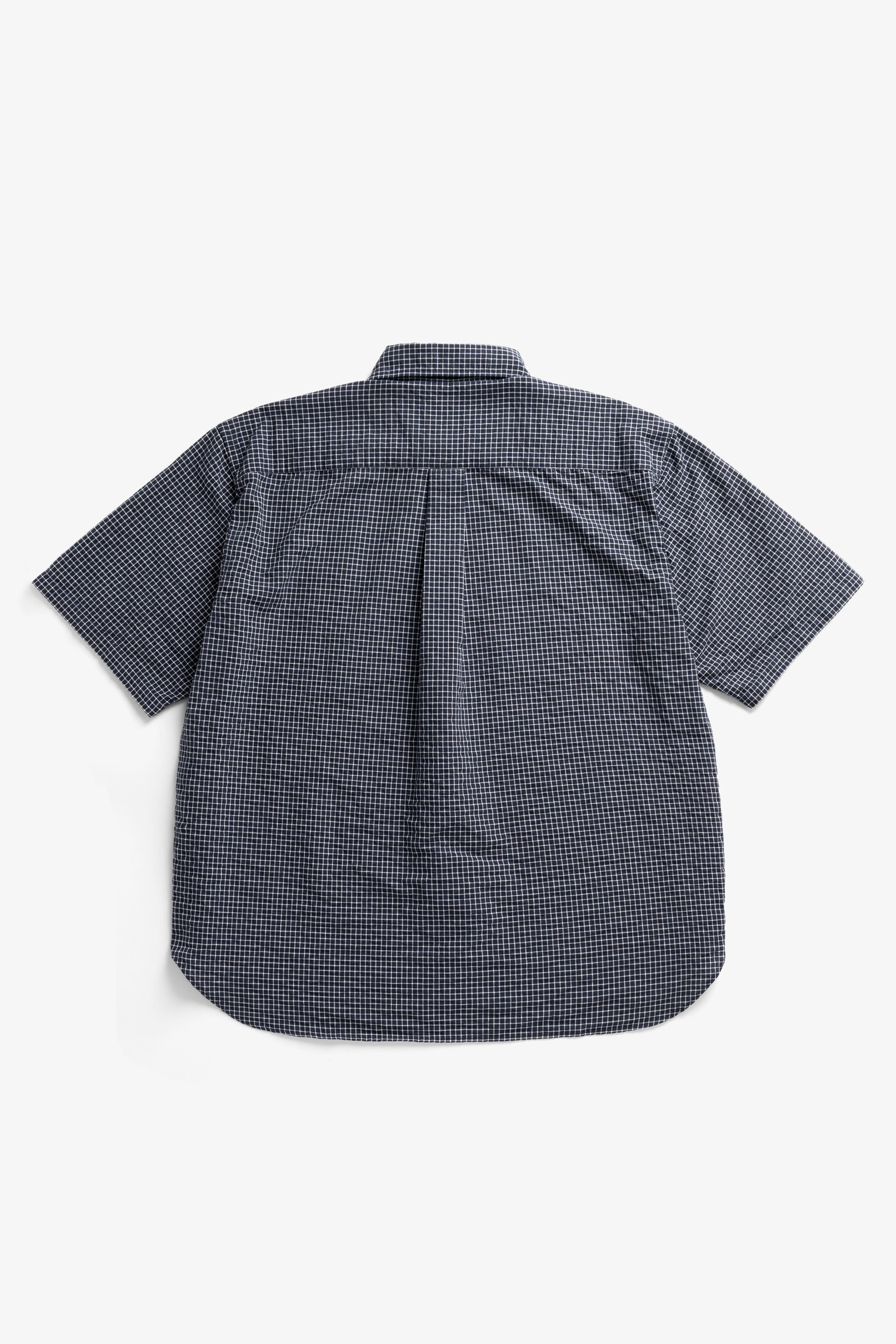 Chemise - Une chemise ajustée, avec un corps plus ample, confectionnée en popeline de coton légère, lavée pour un toucher doux et décontracté - Cette chemise pr…