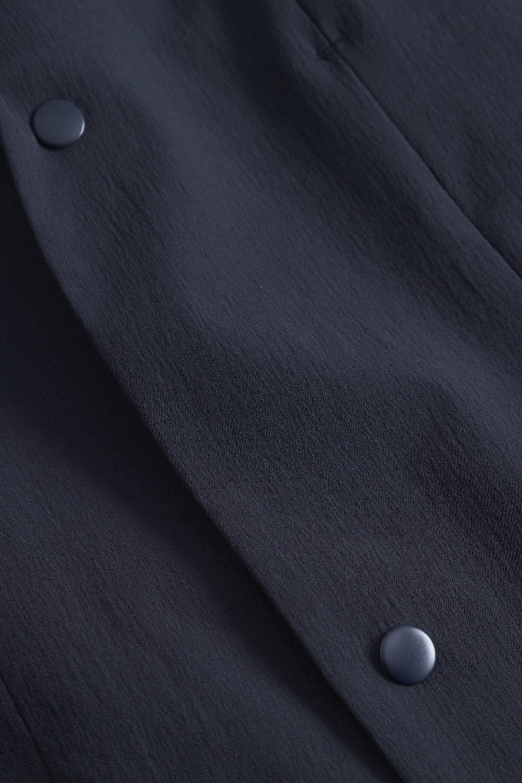 Veston Léger - Ce tissu est tissé de manière à offrir une extensibilité verticale et horizontale pour un confort optimal - Ce tissu est tissé de manière à…