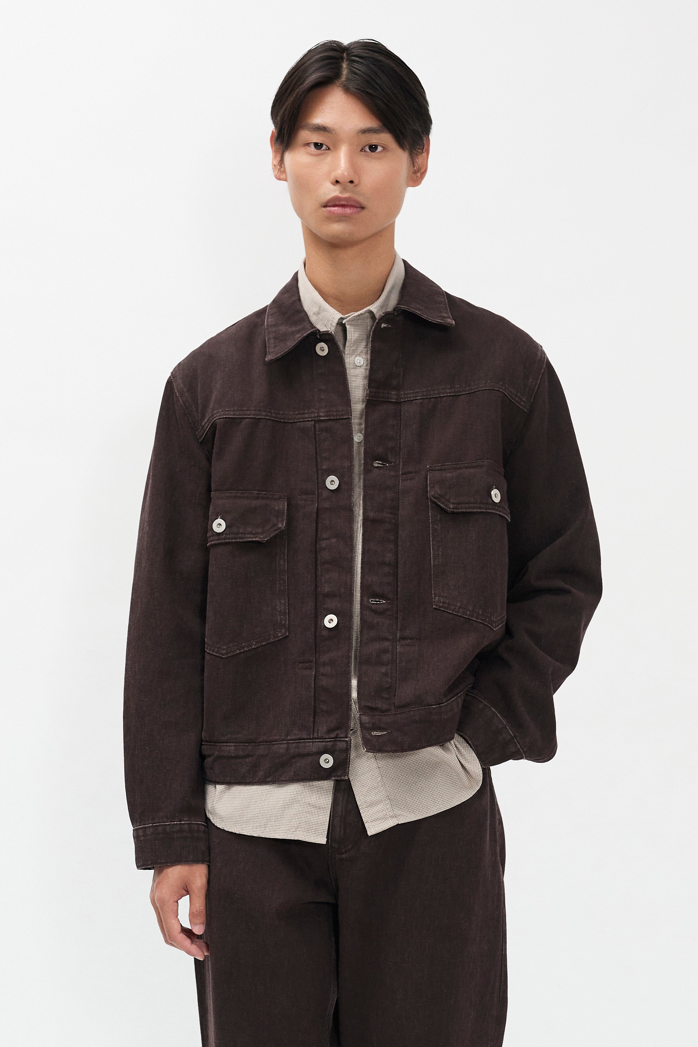 Veste – Une veste ample d’inspiration, coupée dans un – La teinture est appliquée uniquement sur le devant du tissu et légèrement délavée par un rinçage, créant un ric…