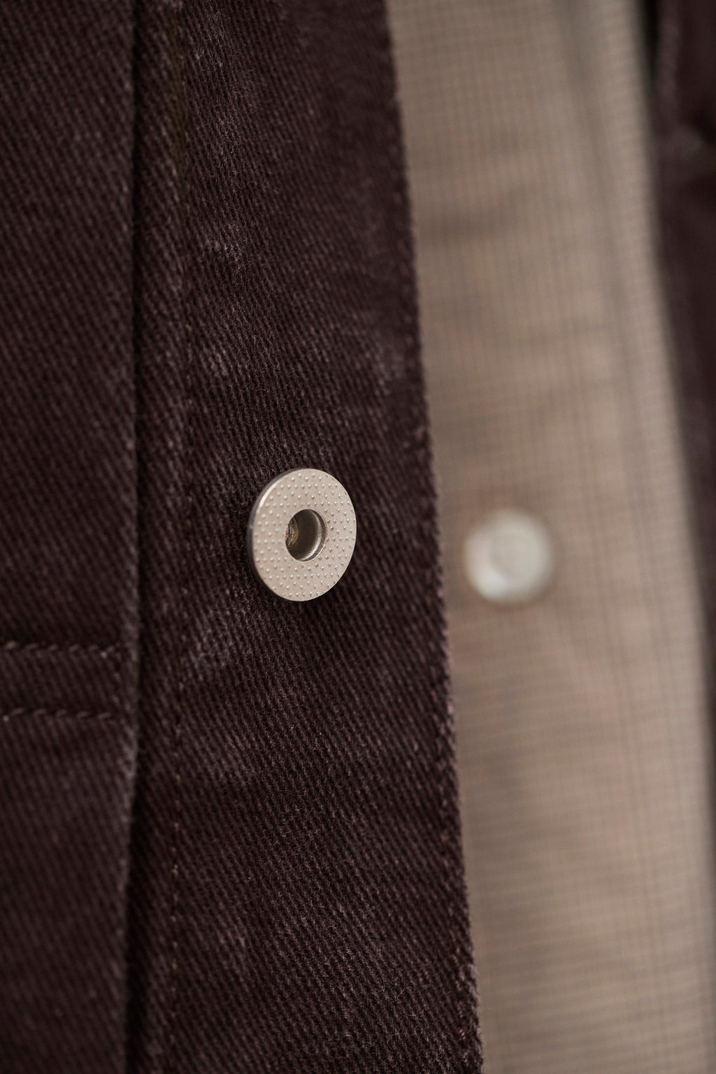 Veste – Une veste ample d’inspiration, coupée dans un – La teinture est appliquée uniquement sur le devant du tissu et légèrement délavée par un rinçage, créant un ric…