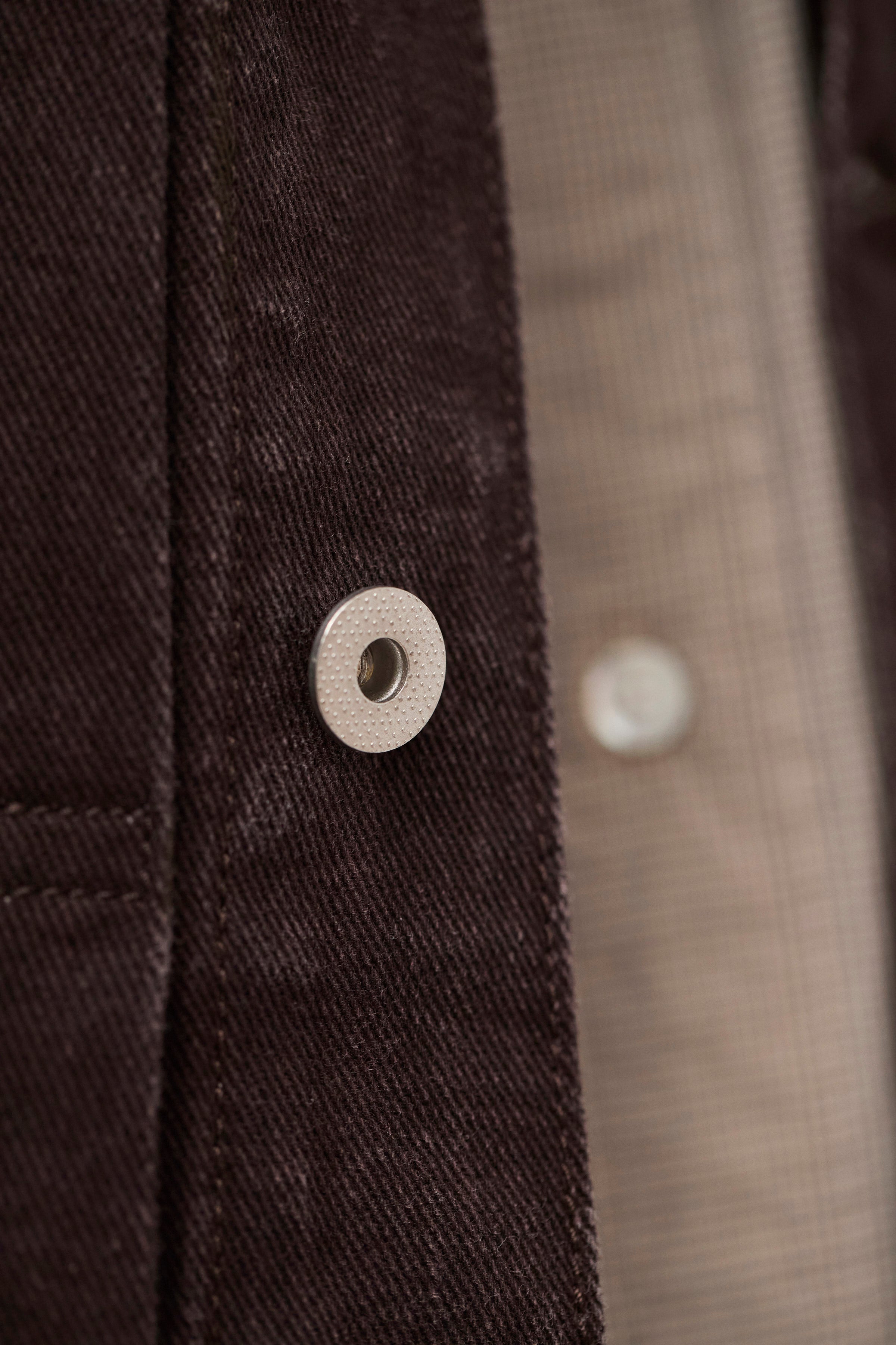 Veste – Une veste ample d’inspiration, coupée dans un – La teinture est appliquée uniquement sur le devant du tissu et légèrement délavée par un rinçage, créant un ric…