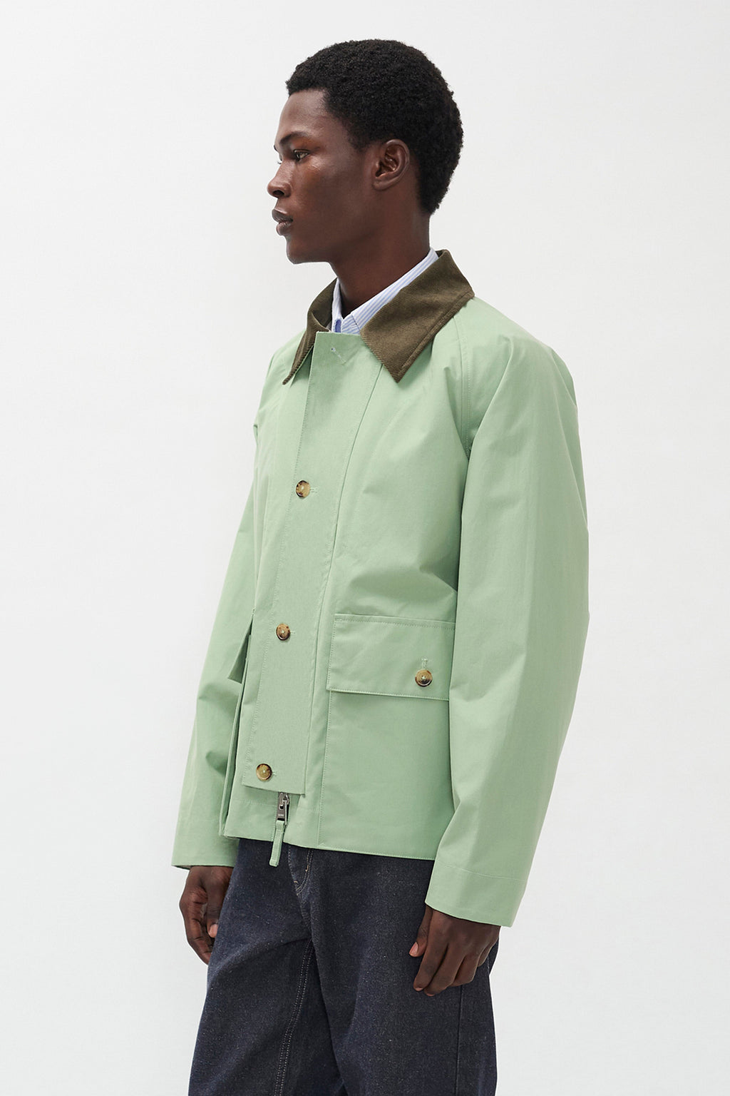 Veste légère - Détails contrastants en velours côtelé rehaussant le design d'inspiration vintage, ajoutant une texture subtile et un caractère classique - Contraste en velours côtelé… #2