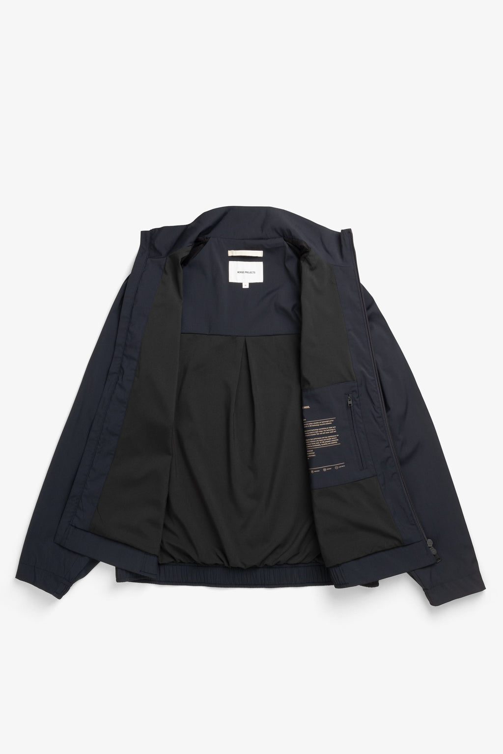 Blouson Harrington en laine 37,5 – Alliant un style classique à des performances avancées, il offre une protection légère contre les intempéries et un confort exceptionnel, ma…