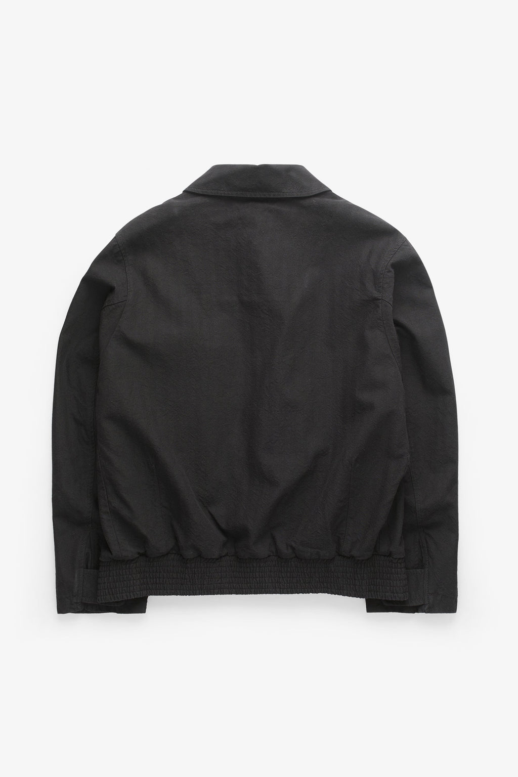Veste - Alliant l'authenticité de l'héritage à un savoir-faire haut de gamme, cette veste est conçue pour être portée au quotidien, offrant à la fois style et praticité…