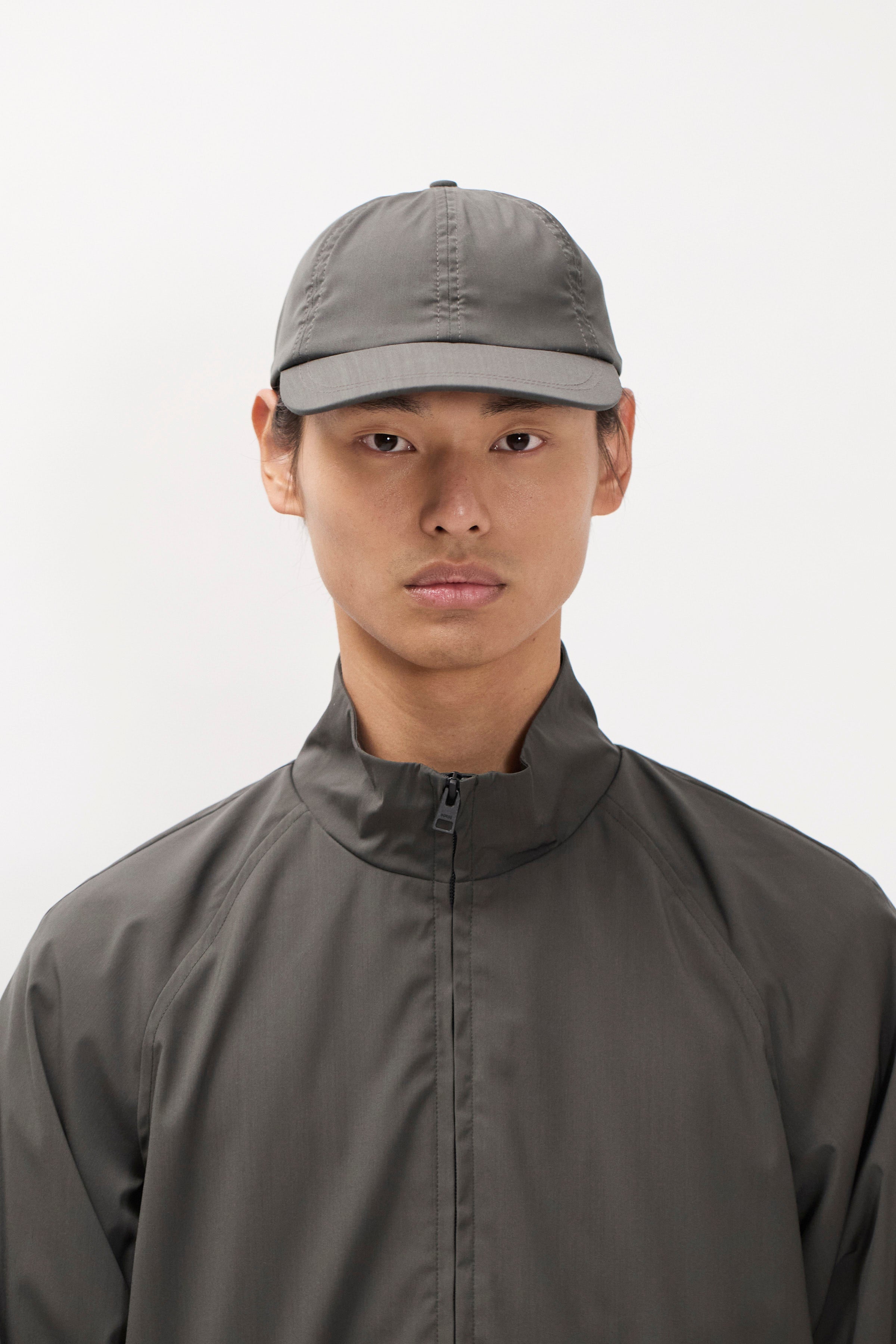 Casquette 6 panneaux en laine 37,5 - Casquette de sport à six panneaux coupée dans une laine légère 37,5 avec une coupe peu profonde