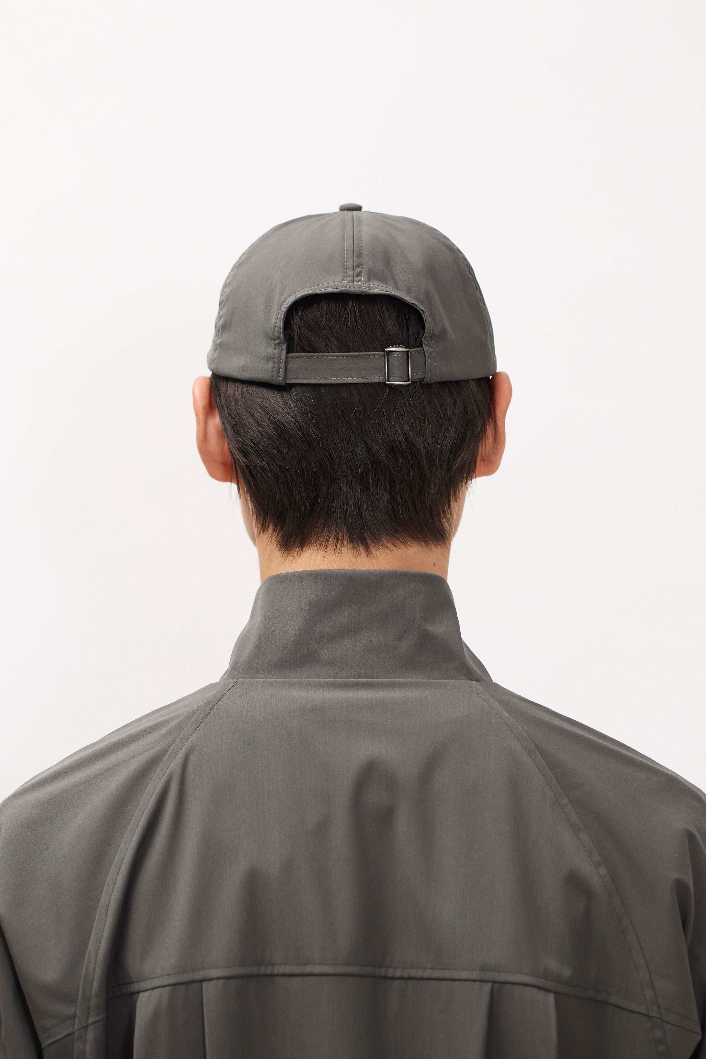 Casquette 6 panneaux en laine 37,5 - Casquette de sport à six panneaux coupée dans une laine légère 37,5 avec une coupe peu profonde
